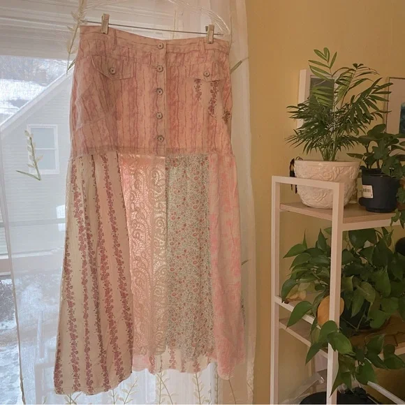 POL | Pink Jean & Floral Skirt - Picture 7 of 8